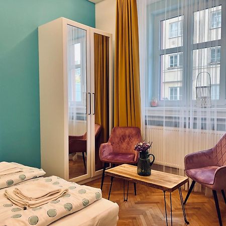 Moderni Apartman Na Hluboke V Praze - Idealni Pro 4 Praga Esterno foto