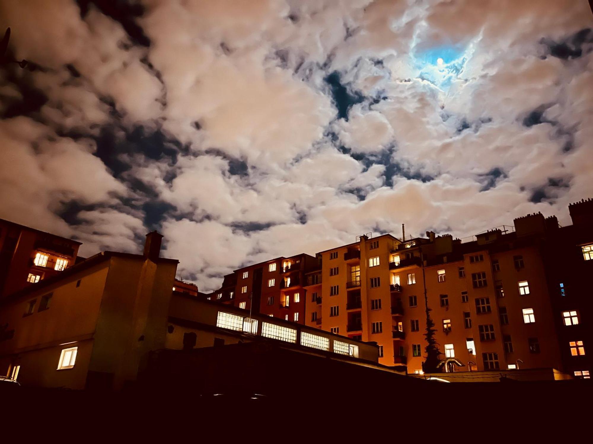 Moderni Apartman Na Hluboke V Praze - Idealni Pro 4 Praga Esterno foto