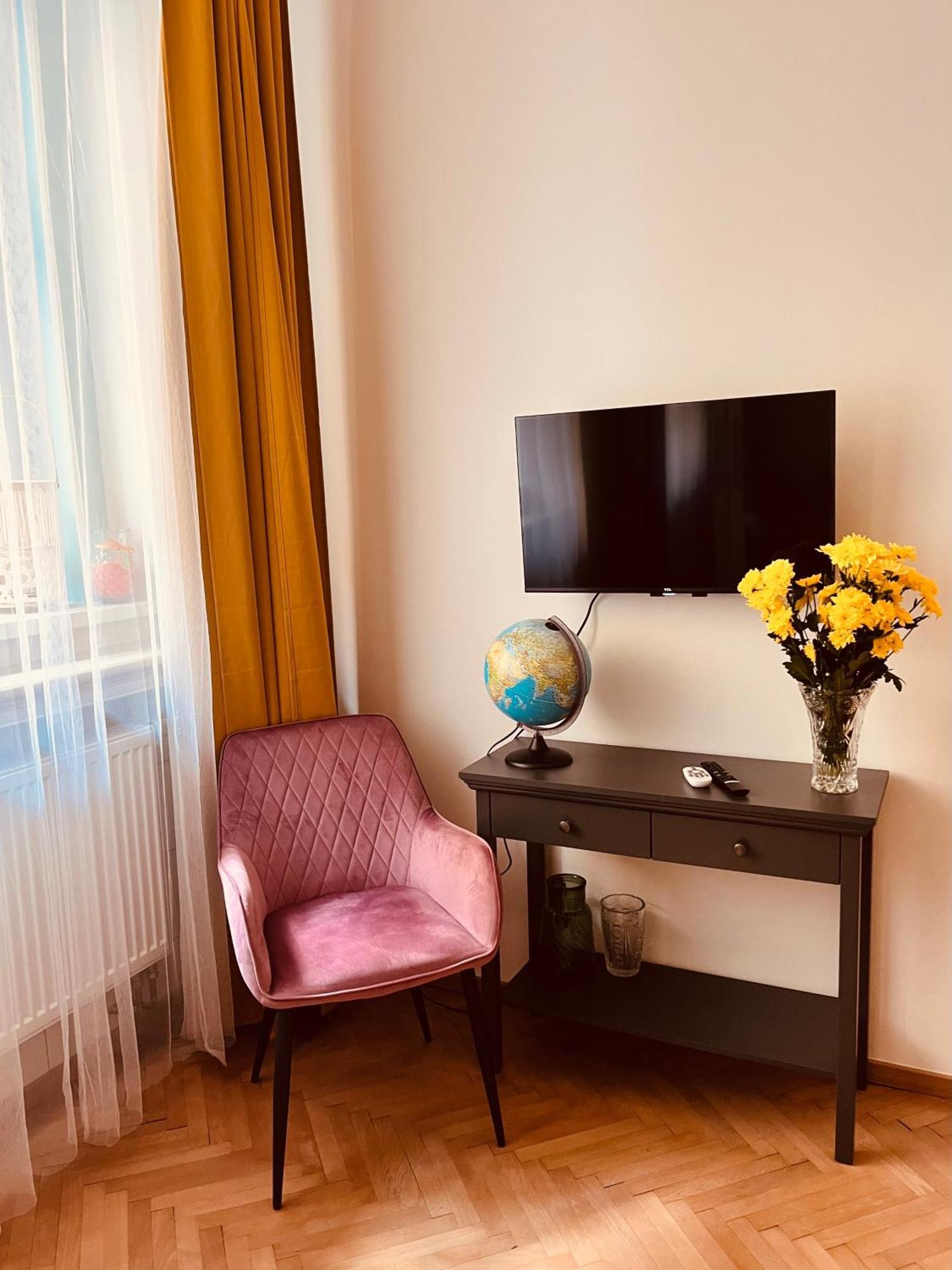 Moderni Apartman Na Hluboke V Praze - Idealni Pro 4 Praga Esterno foto